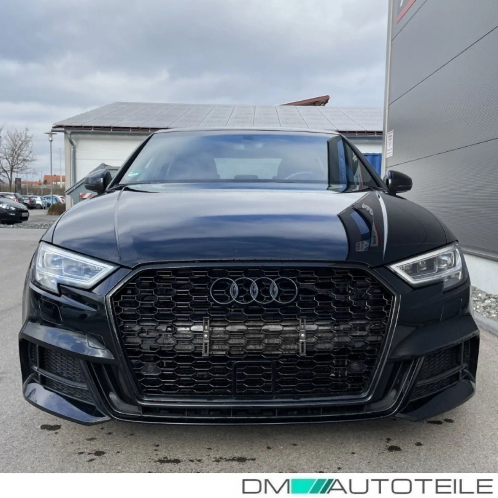 Kühlergrill Wabengrill PDC Schwarz Glanz Audi A3 8V RS3 ab 2015