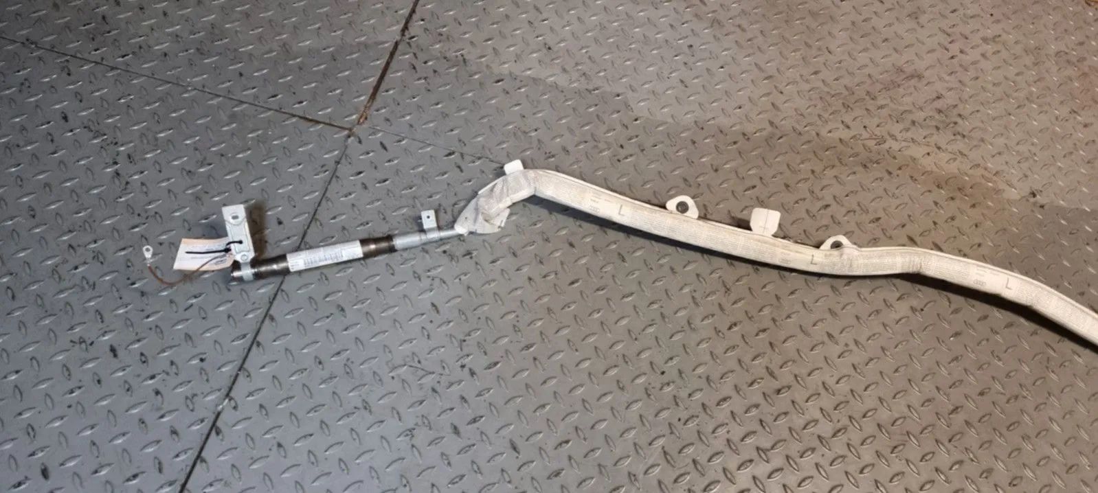 Kopfairbag Audi A3 8P 3-Türer 8P3880741 links Dach Airbag
