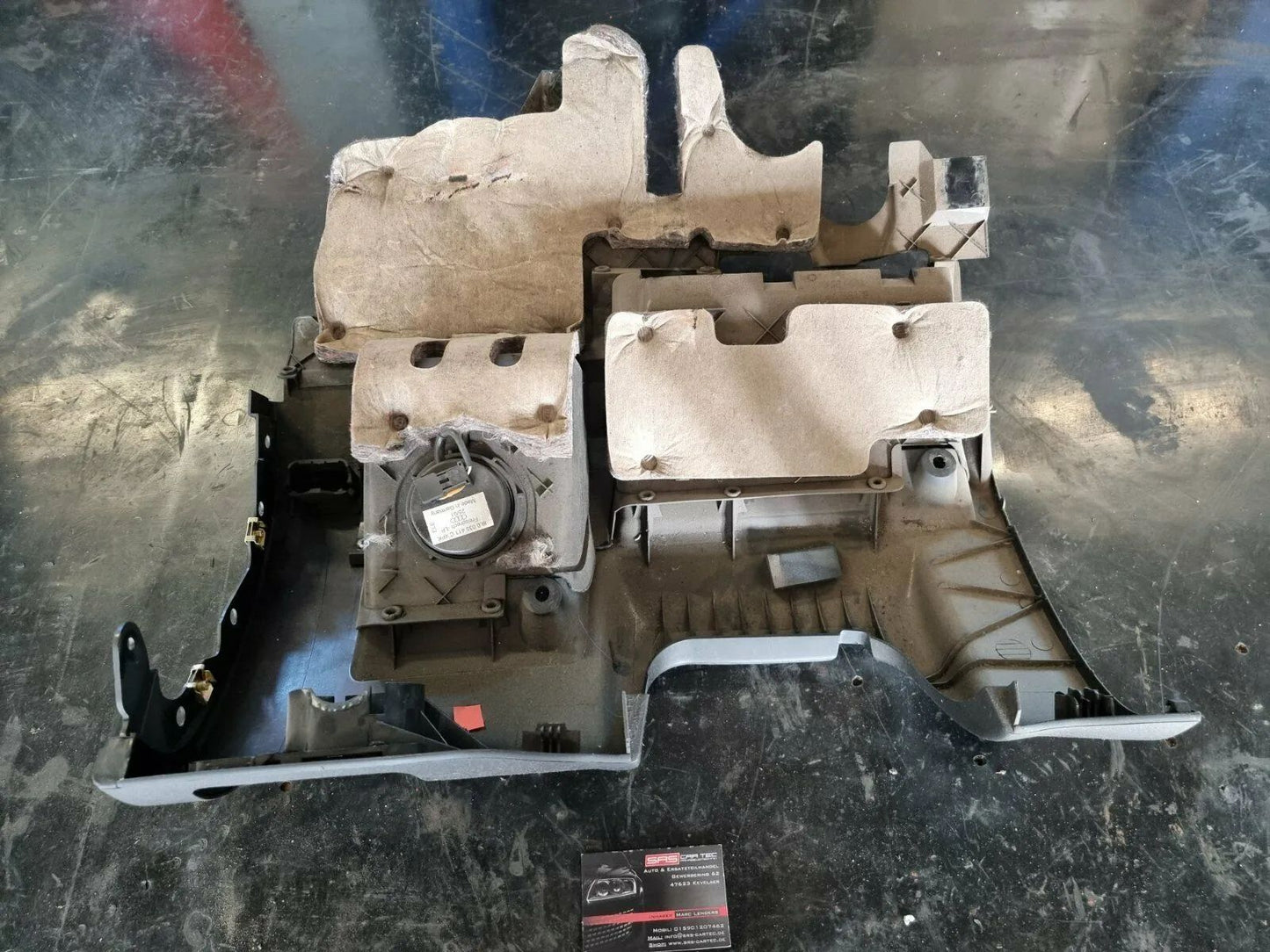 Audi A3 S3 8L Verkleidung Fußraum 8L1857919 / 8L0035411C Ablage