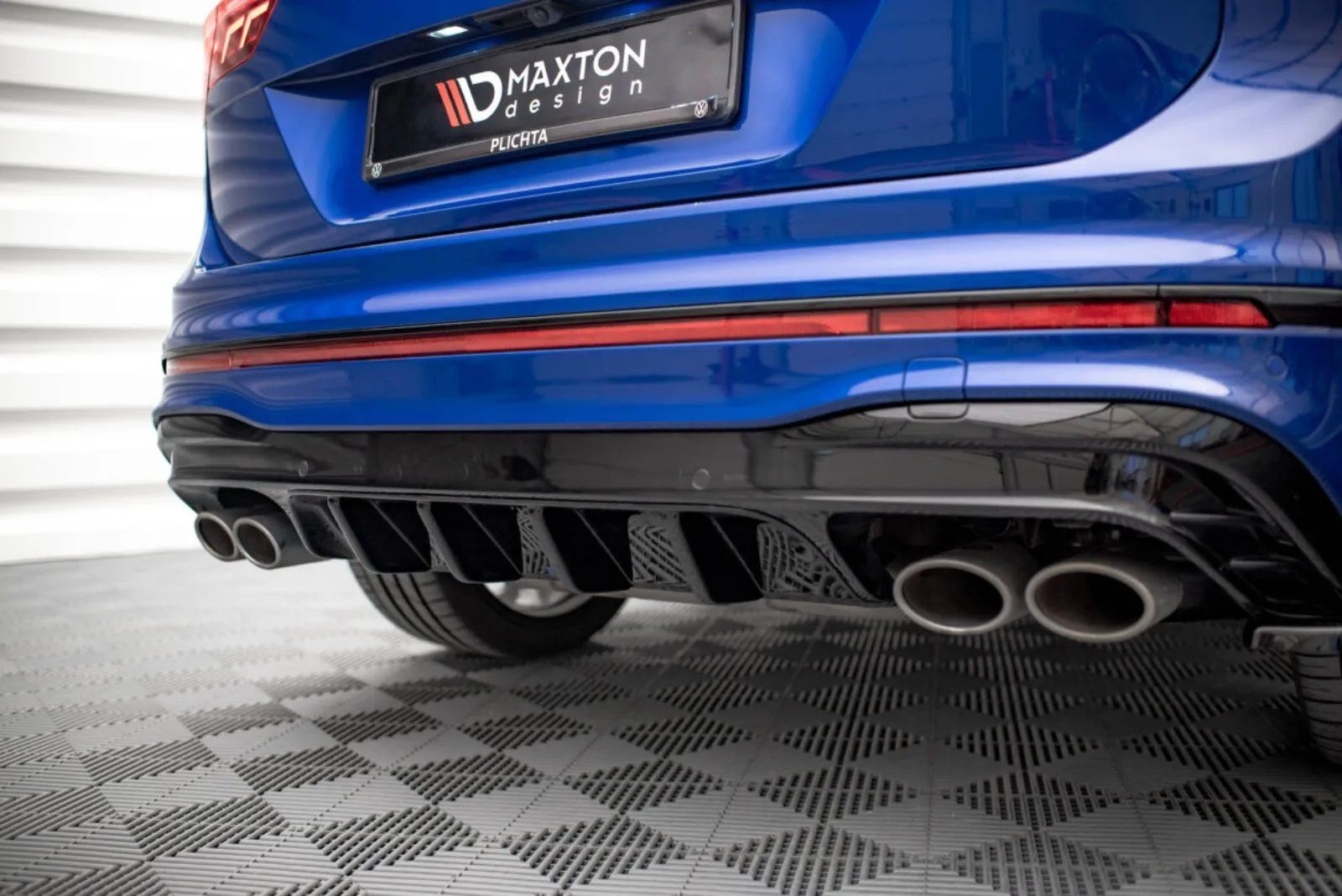 MAXTON Diffusor Heck Ansatz für Volkswagen Tiguan R Mk2 Facelift 2020- schwarz Hochglanz