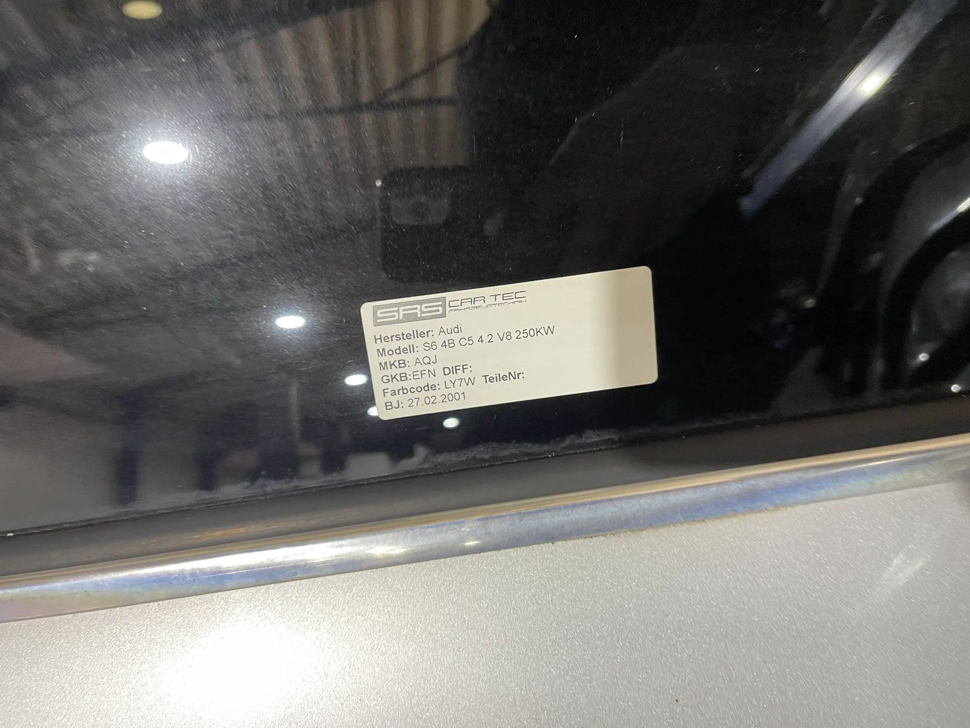 Original Audi A6 S6 RS6 4B Kombi Türe Links Hinten LY7W Lichtsilber Metallic