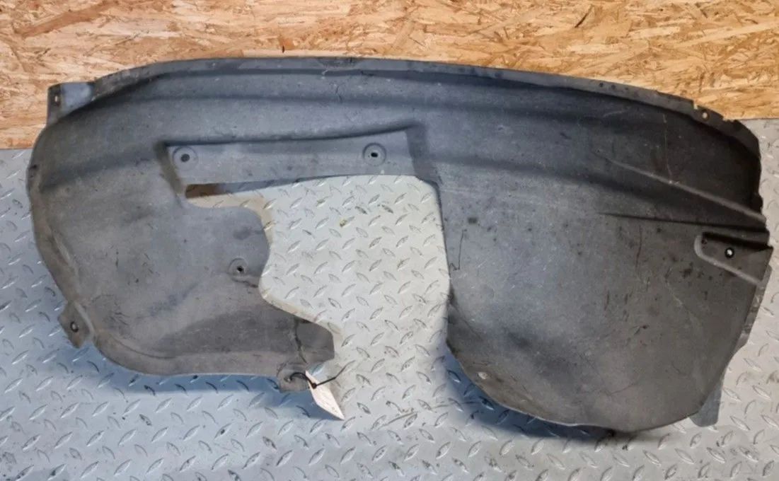 Radhausschale 8P0821171C / G Audi A3 8P 2.0 Radhausverkleidung