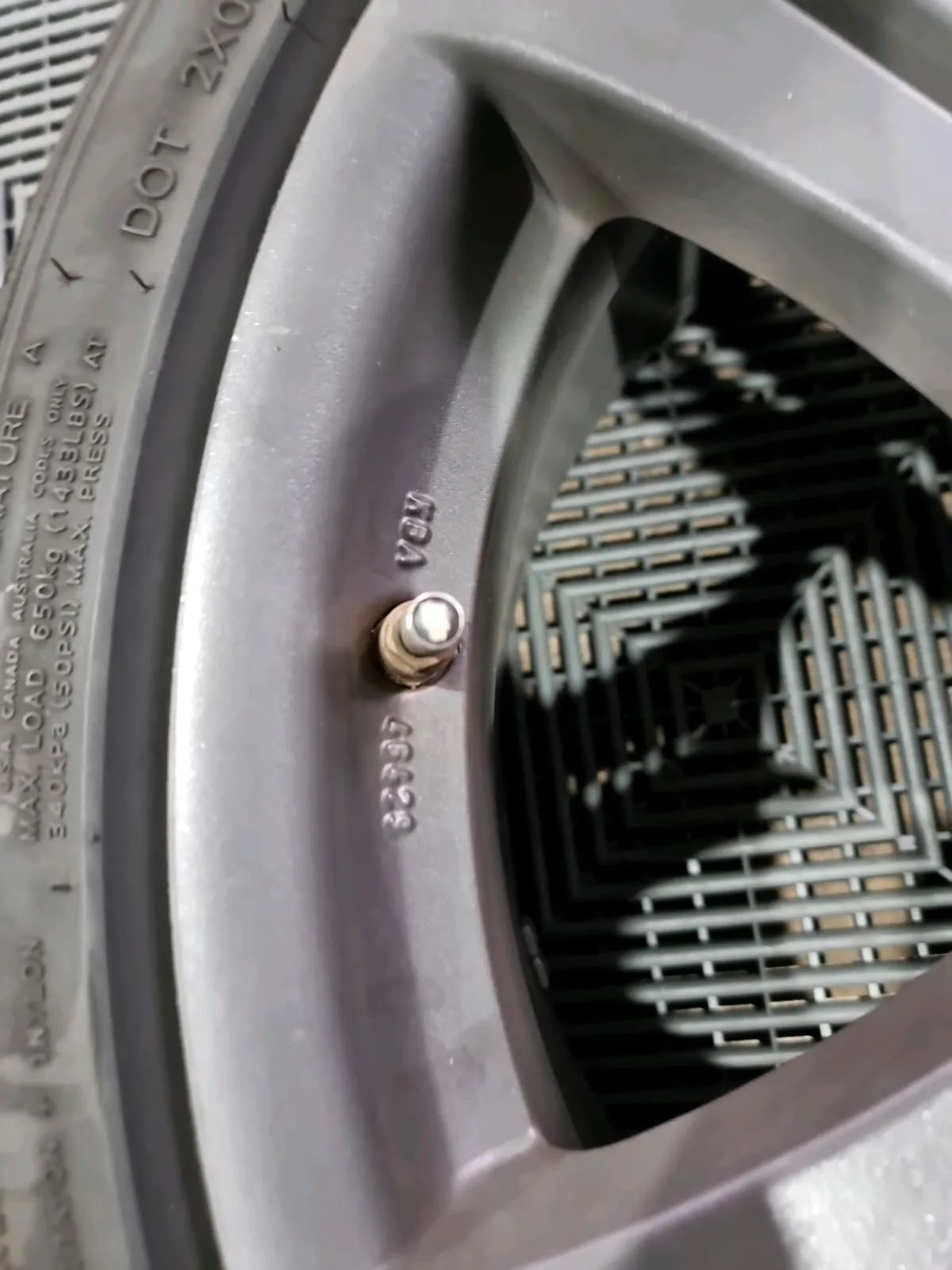 Audi VW Seat Sommerräder 8,5x19 ET30 5x112 245 35 19 KBA 46429