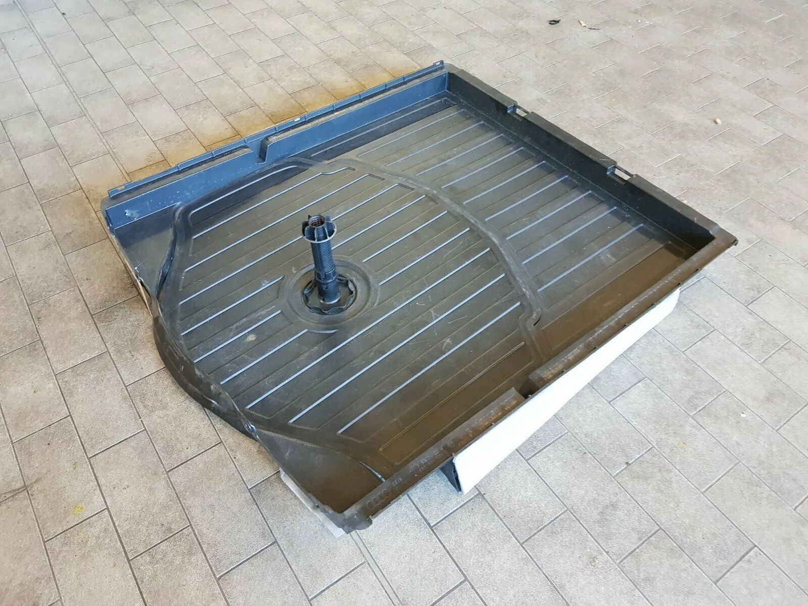 Kofferraumboden Wanne Audi A4 S4 B6 B7 8E9864106C Seat Exeo