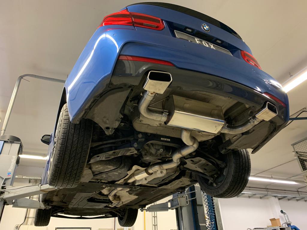 BMW F30/31 - 330i xDrive Endschalldämpfer quer Ausgang rechts/links - 145x65 Typ 59 rechts/links - mit Abgasklappe im linken Endrohr
