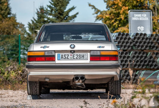 FOX BMW E28 525e mit Katalysator Endschalldämpfer ab Kat - 2x88x74 Typ 32 schwarz