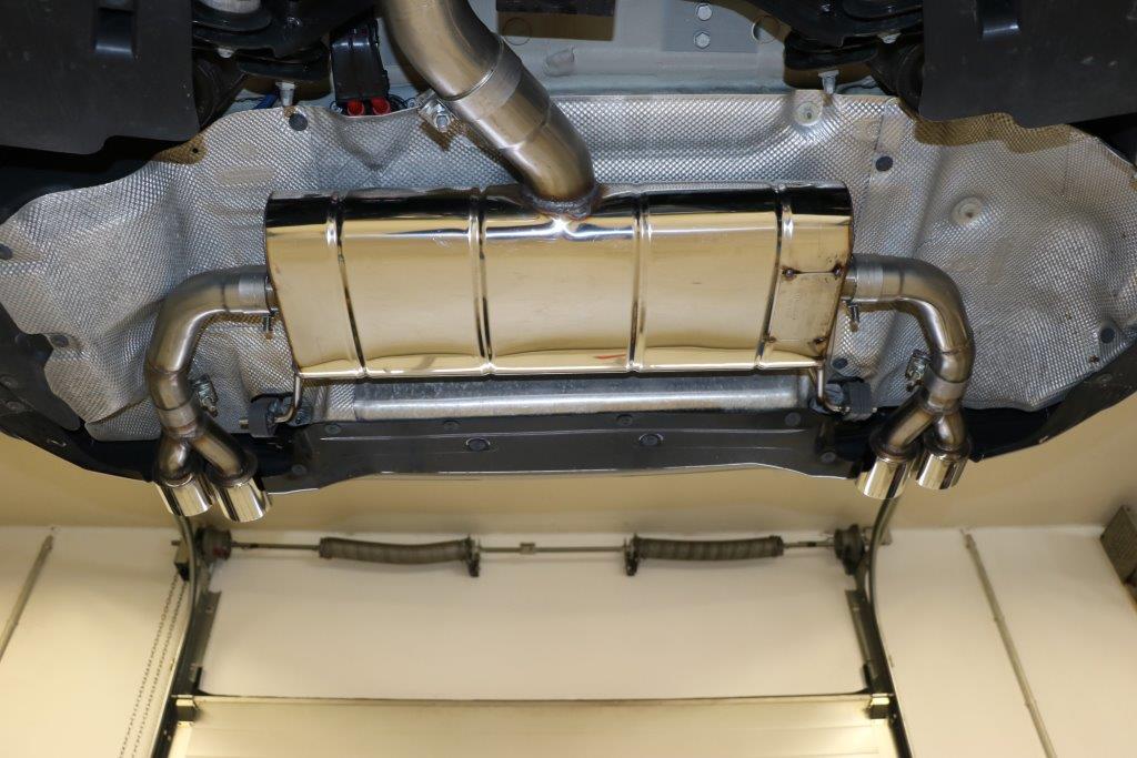 BMW X4 G02 - 20i Endschalldämpfer quer Ausgang rechts/links - 2x80 Typ 25 rechts/links