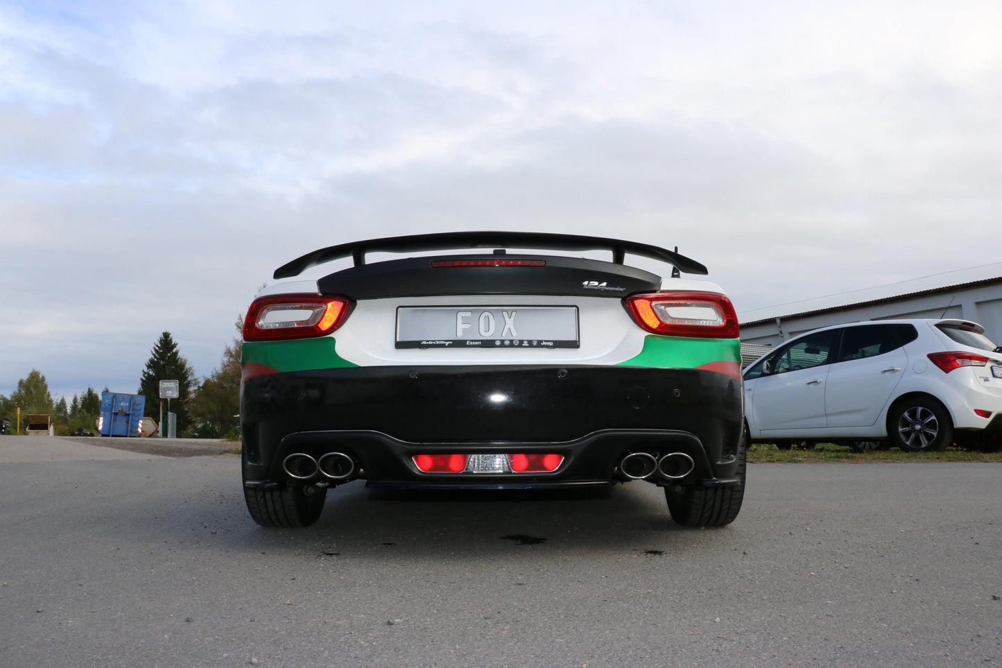 Fiat 124 Spider Abarth Endschalldämpfer quer Ausgang rechts/links - 2x106x71 Typ 32 rechts/links