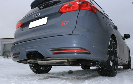 Ford Focus III ST Turnier Endschalldämpfer quer Ausgang mittig - 2x115x85 Typ 32 mittig schwarz beschichtet