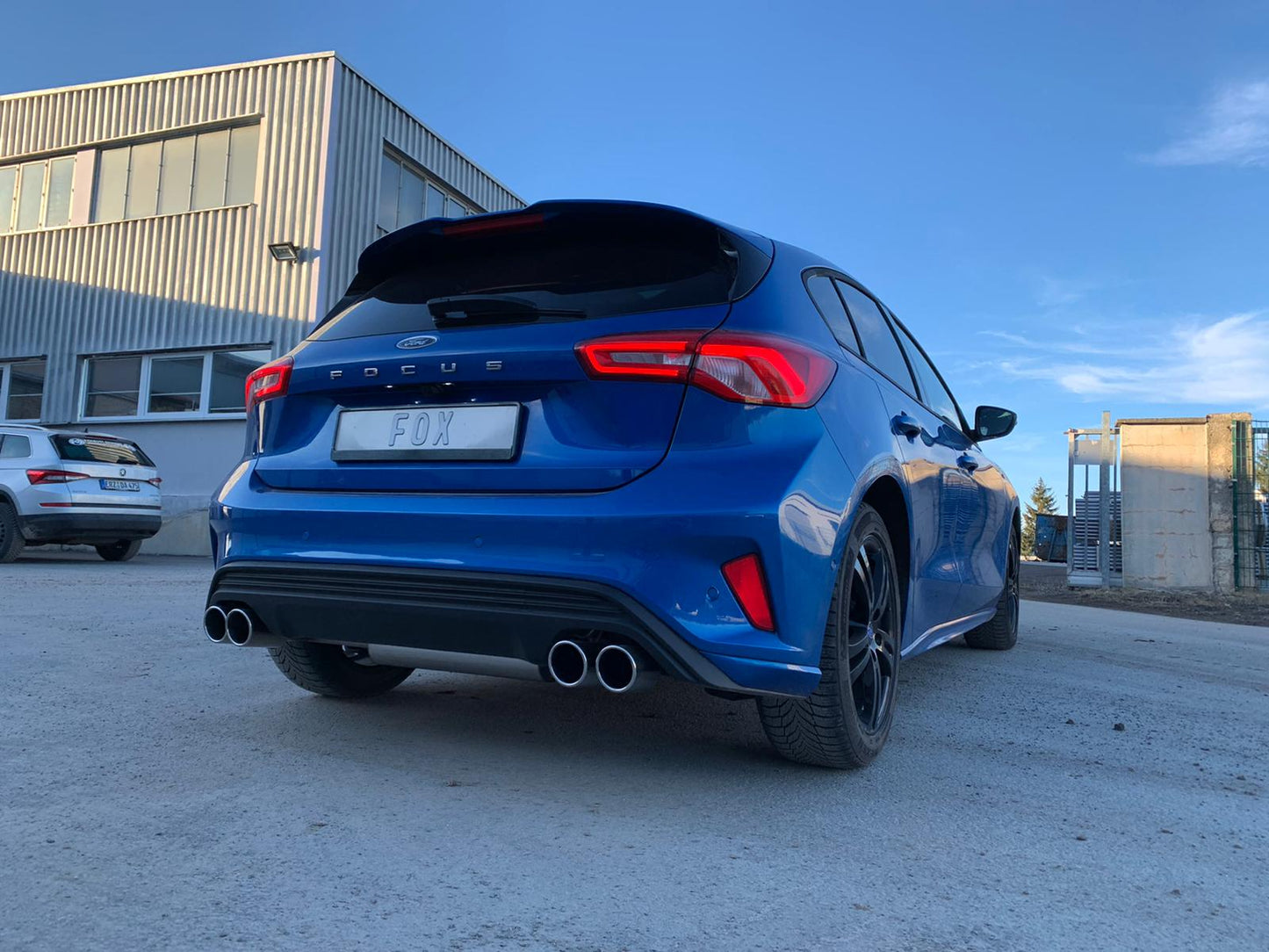 Ford Focus IV ST-Line - starre Hinterachse Endschalldämpfer Ausgang rechts/links - 2x90 Typ 16 rechts/links