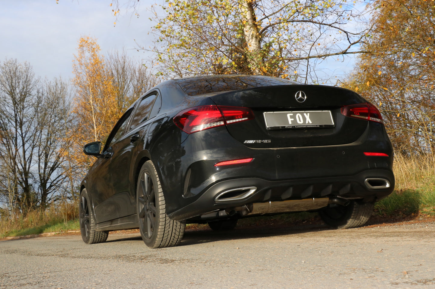 Mercedes A-Klasse - 177 - Starre Hinterachse Endschalldämpfer quer Ausgang rechts/links