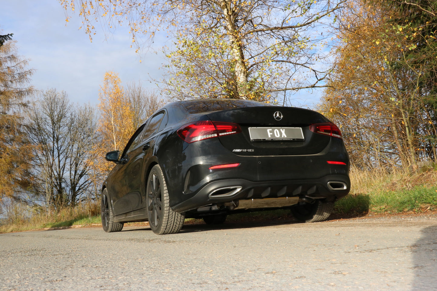 Mercedes A-Klasse - 177 - Starre Hinterachse Endschalldämpfer quer Ausgang rechts/links