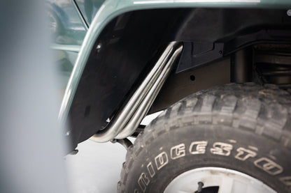 FOX Mercedes G-Klasse 463 - 300 GD Komplettanlage bestehend aus Krümmerrohr, Vorschalldämpfer und Endschalldämpfer inklusive Montagematerial - Endrohre 2x63mm Typ 14 - Für Modelle mit kurzen Radstand und ohne Trittbrett.
