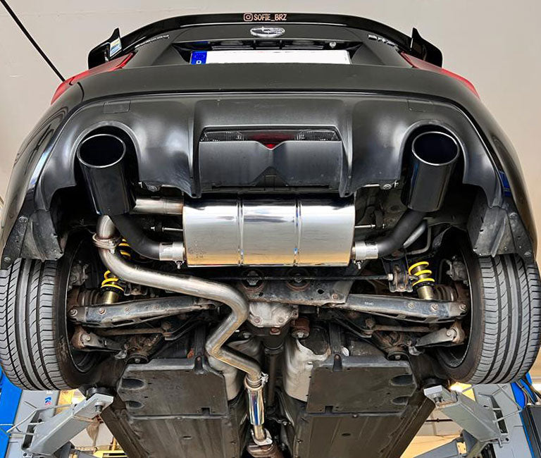 FOX Subaru BRZ/ Toyota GT86 Endschalldämpfer quer Ausgang rechts/links inkl. Vorschalldämpfer - 129x106 Typ 32 rechts/links schwarz emalliert