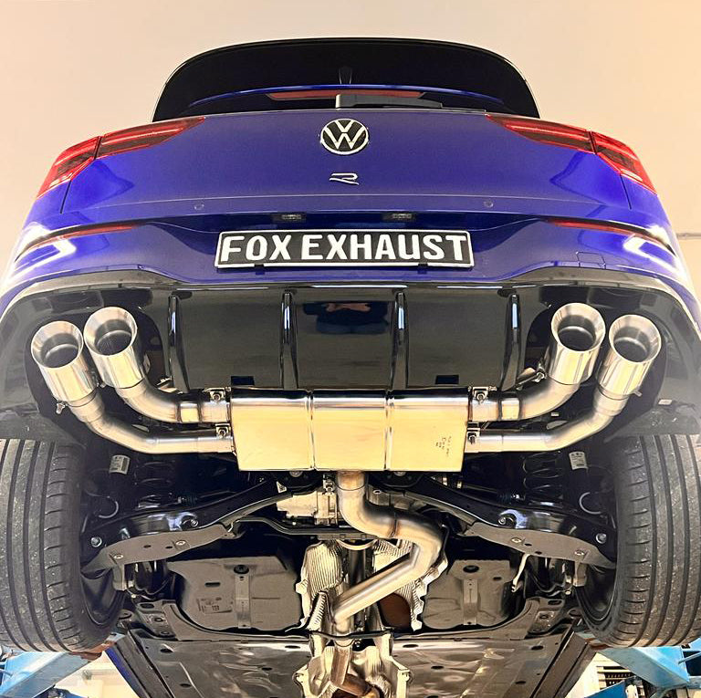 FOX VW Golf 8 R Halbanlage ab OPF - 2x100 Typ 25 rechts/links mit perforierten Innenleben - mit 2 elektronischen Klappen